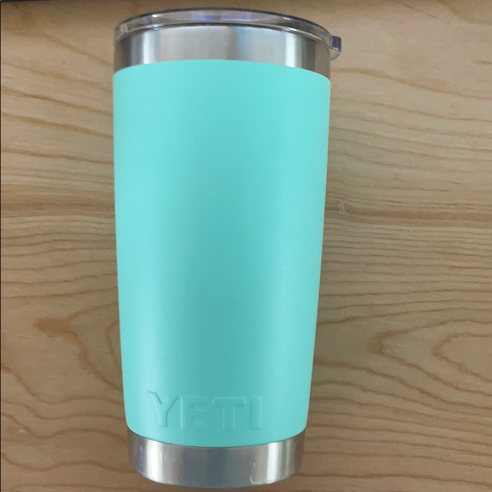 Yeti Rambler 20oz Tumbler